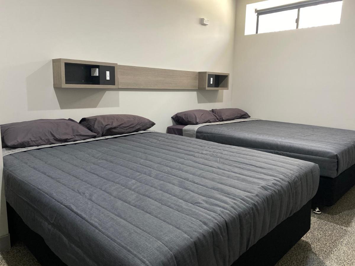 Alberts Est 2017 Innisfail Ngoại thất bức ảnh